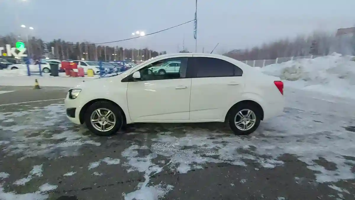 Chevrolet Aveo 2014 года за 4 590 000 тг. в Усть-Каменогорск