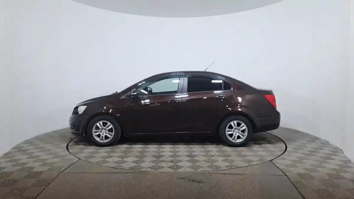 Chevrolet Aveo 2015 года за 3 390 000 тг. в Астана