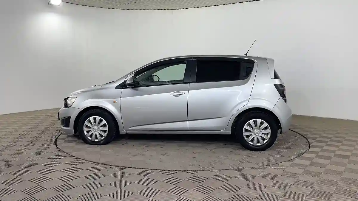 Chevrolet Aveo 2013 года за 3 370 000 тг. в Шымкент