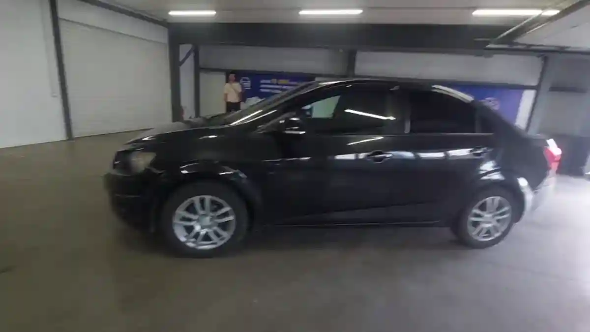 Chevrolet Aveo 2013 года за 3 000 000 тг. в Астана