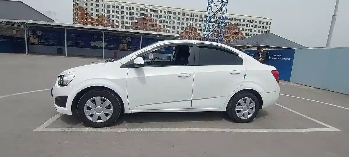 Chevrolet Aveo 2014 года за 2 800 000 тг. в Шымкент