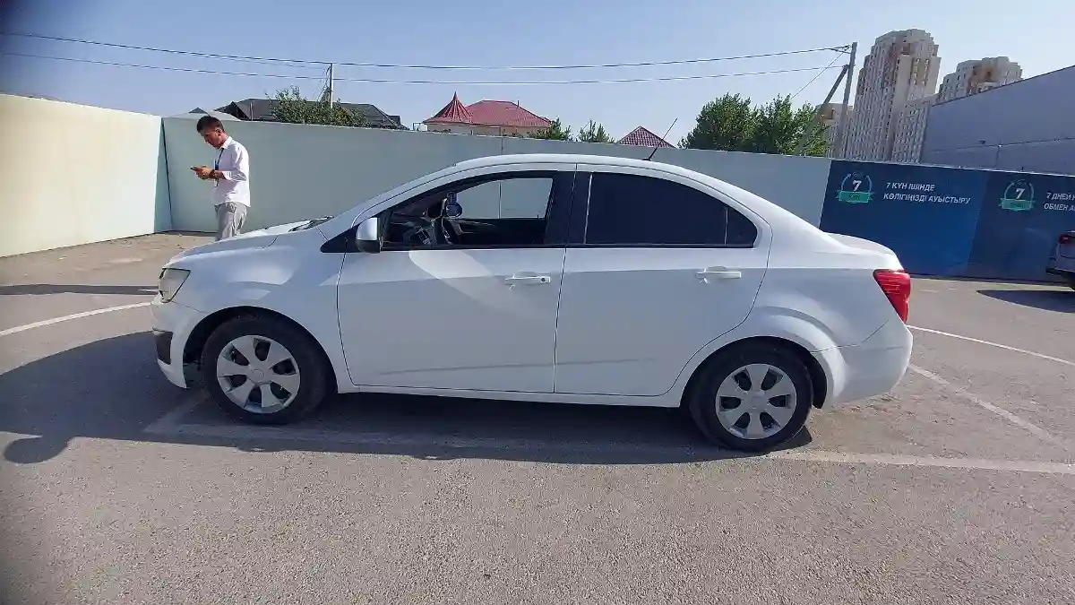 Chevrolet Aveo 2014 года за 2 800 000 тг. в Шымкент
