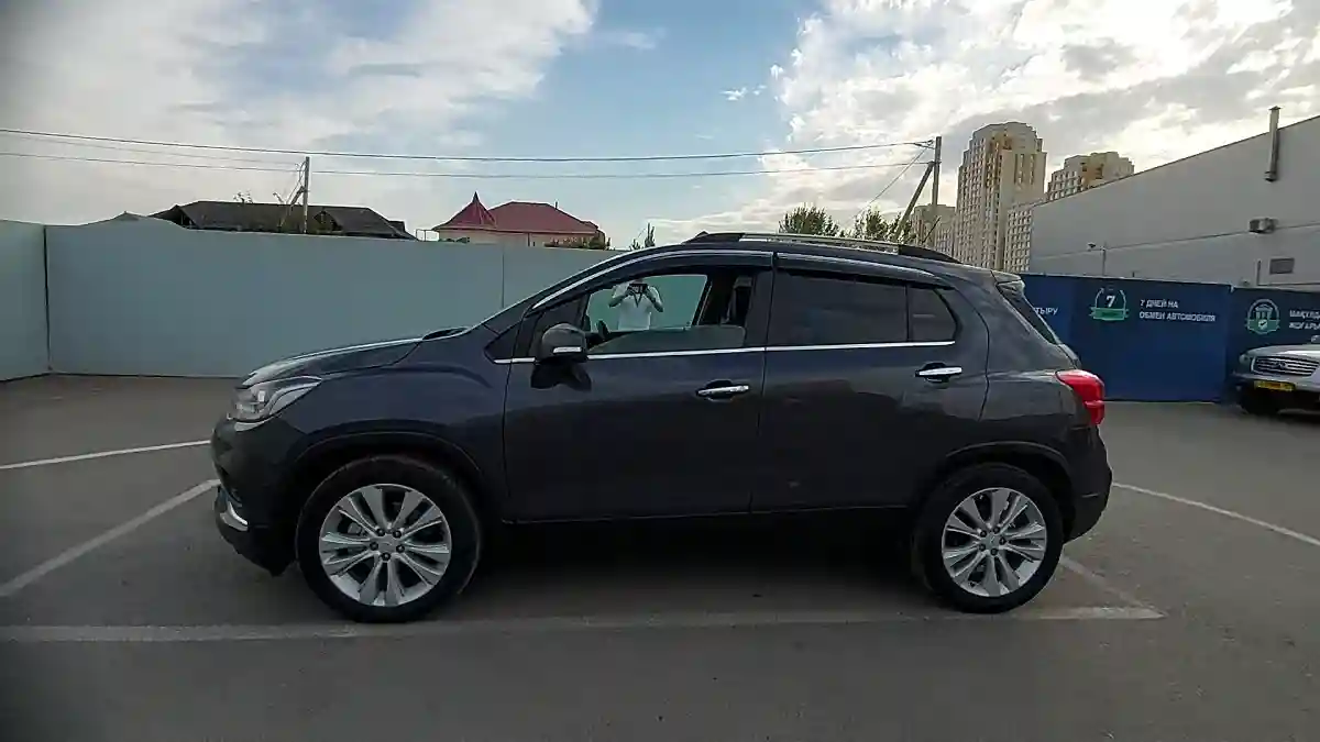 Chevrolet Trax 2018 года за 7 700 000 тг. в Шымкент