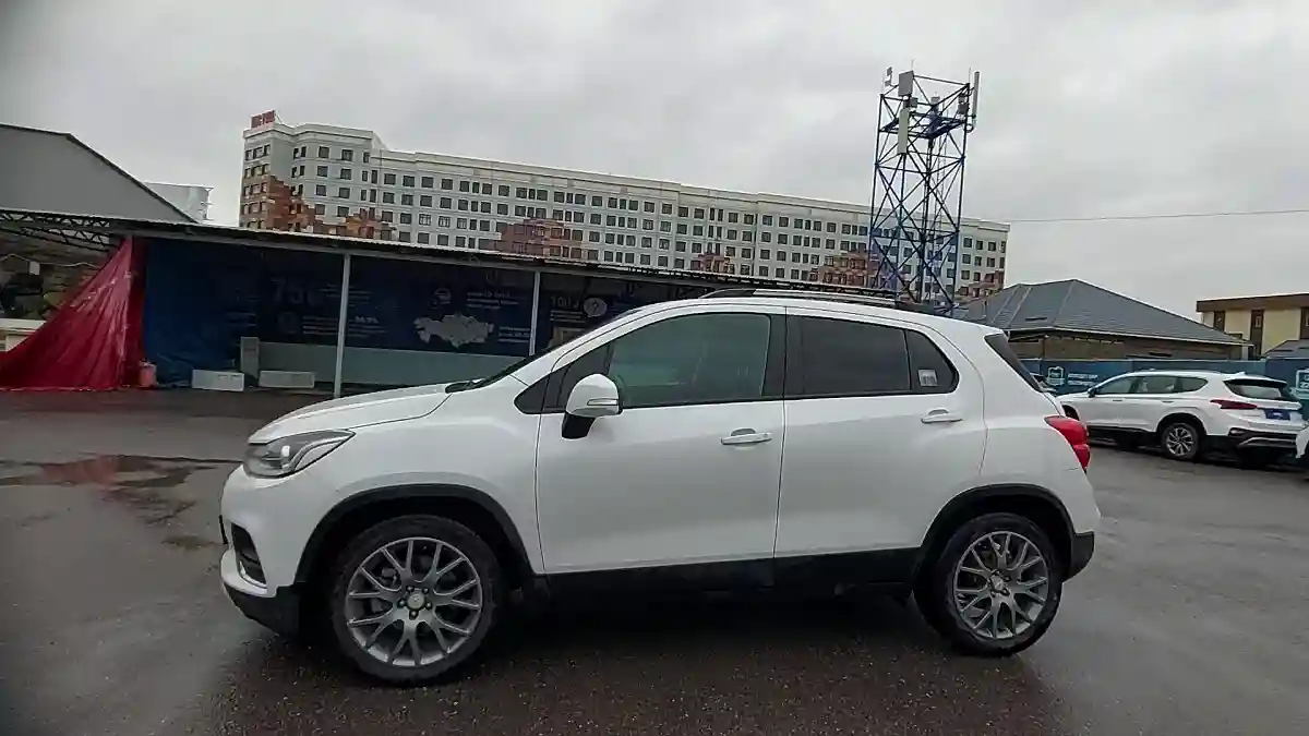 Chevrolet Trax 2022 года за 7 700 000 тг. в Шымкент
