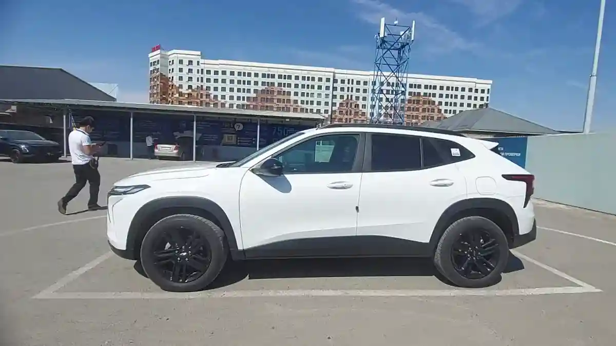 Chevrolet Trax 2023 года за 15 000 000 тг. в Шымкент