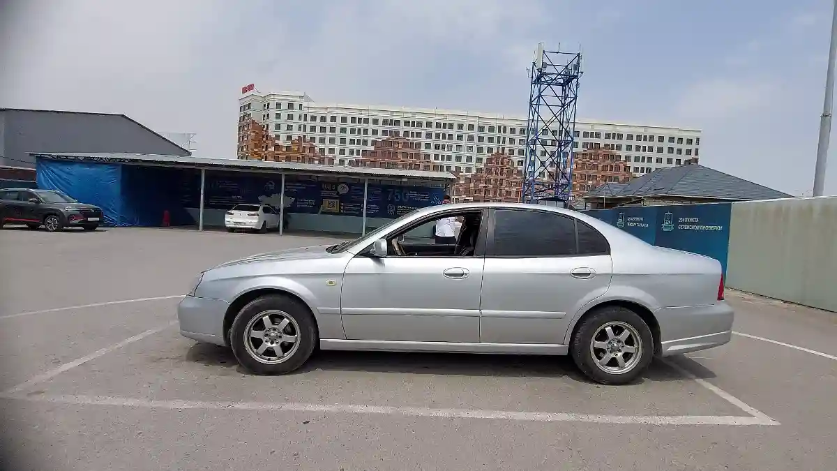 Daewoo Magnus 2003 года за 2 000 000 тг. в Шымкент