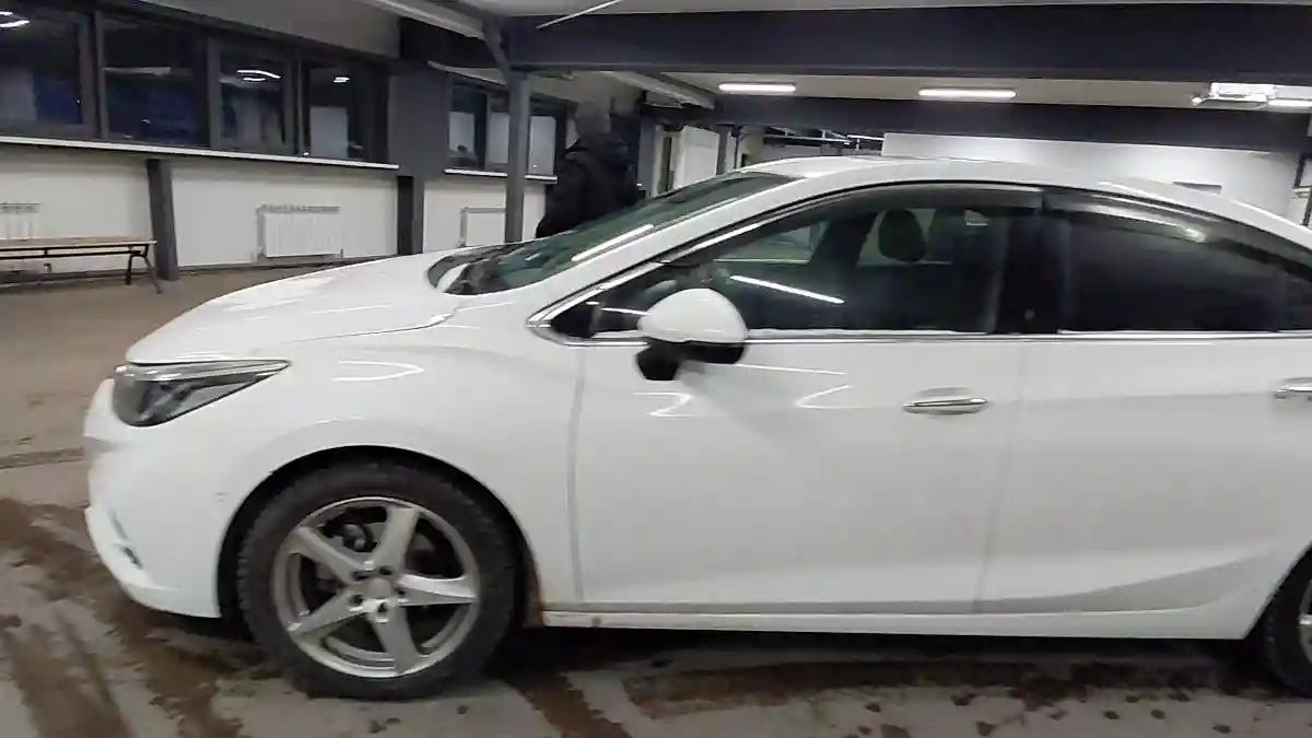 Chevrolet Cruze 2018 года за 8 000 000 тг. в Астана