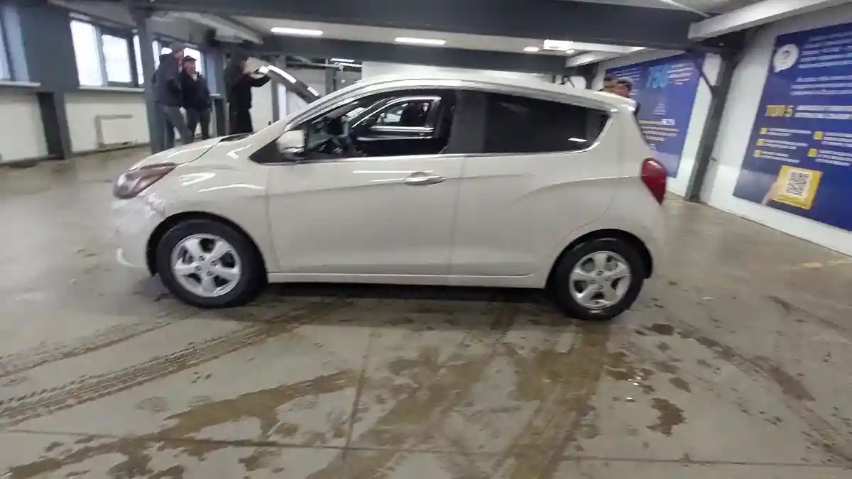 Chevrolet Spark 2019 года за 5 000 000 тг. в Астана