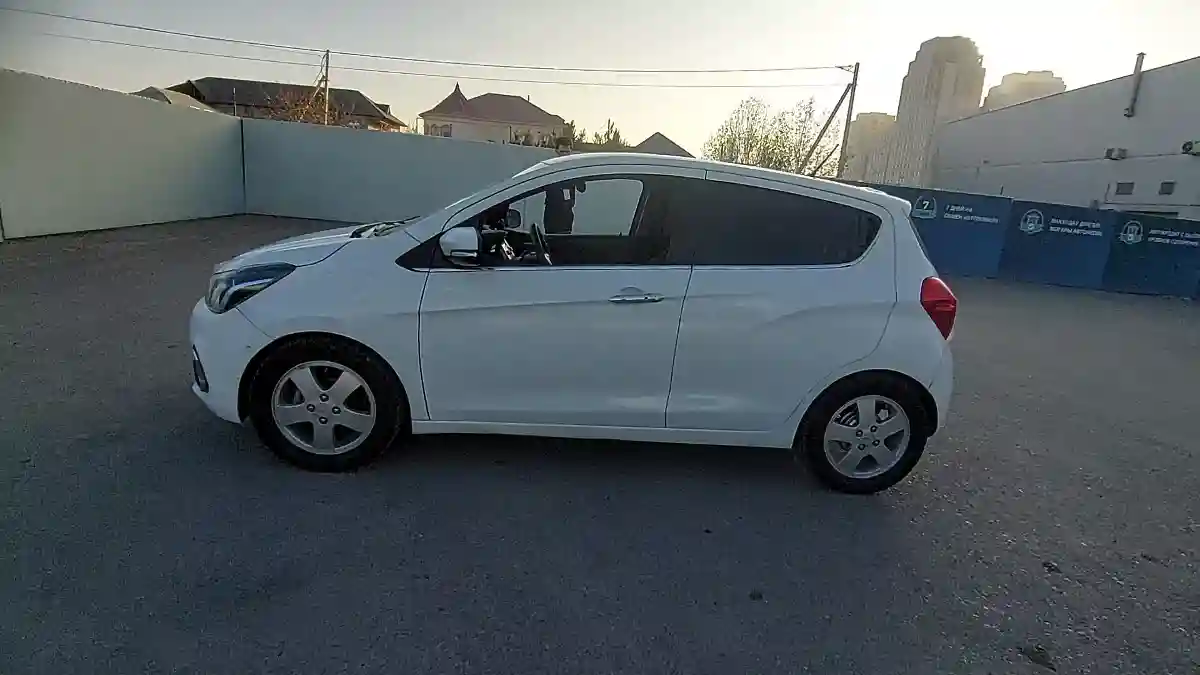 Chevrolet Spark 2019 года за 4 000 000 тг. в Шымкент