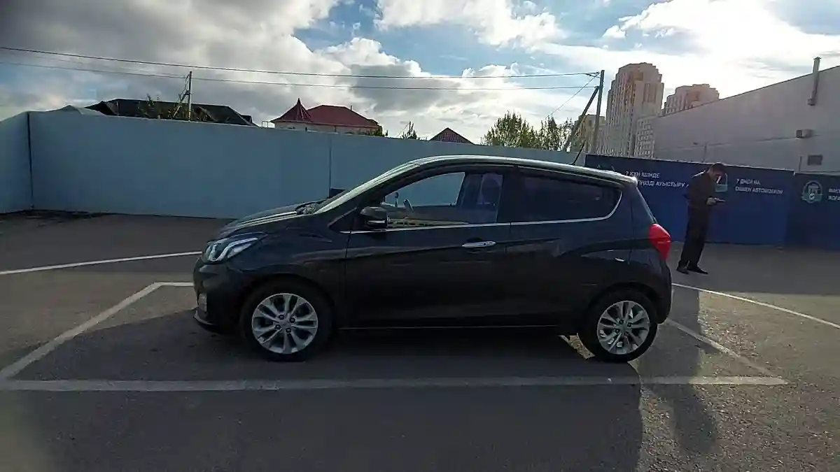 Chevrolet Spark 2019 года за 5 800 000 тг. в Шымкент