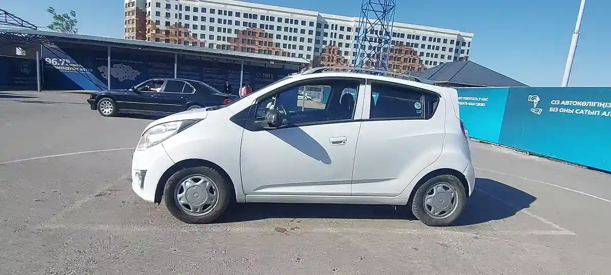 Chevrolet Spark 2010 года за 3 800 000 тг. в Шымкент