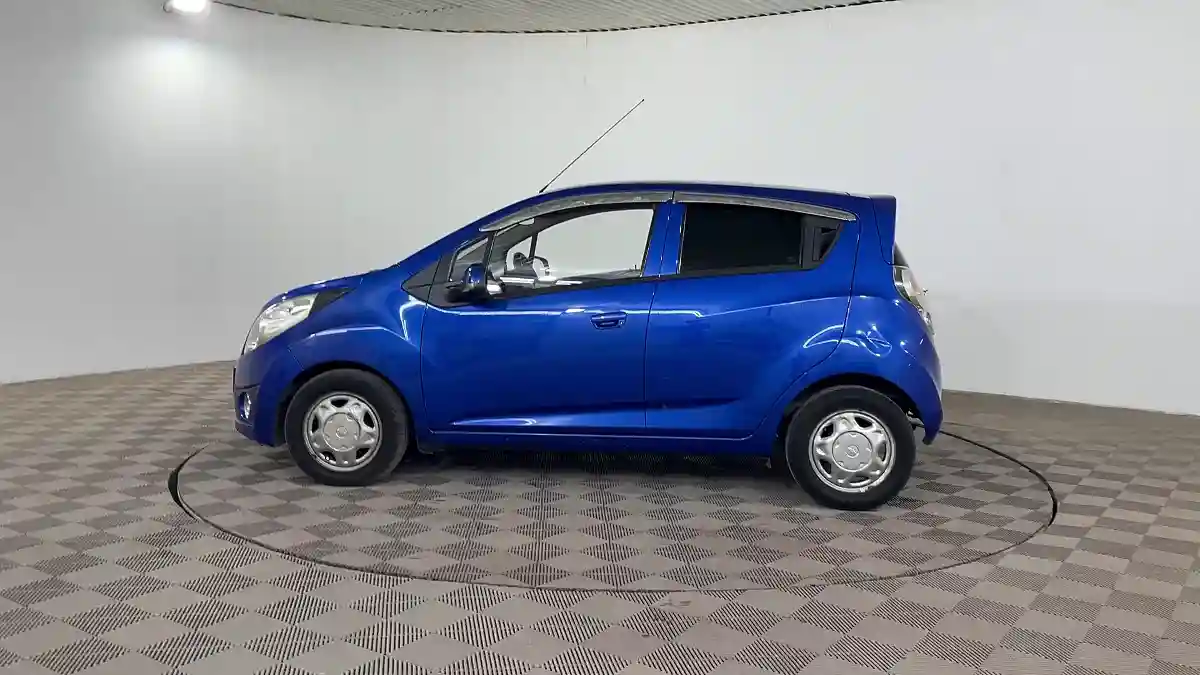 Chevrolet Spark 2011 года за 3 750 000 тг. в Шымкент