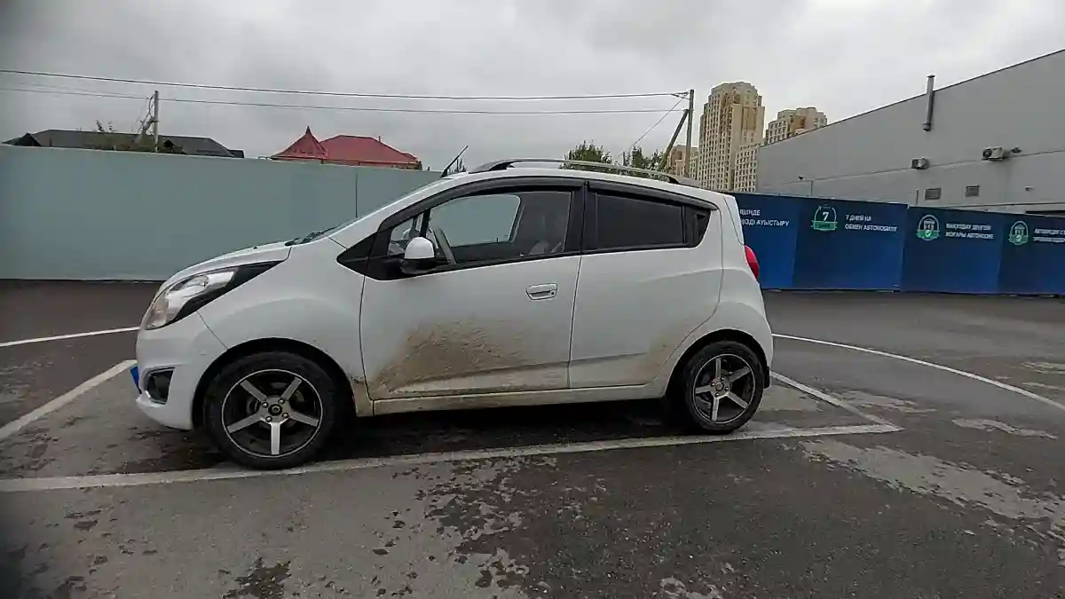 Chevrolet Spark 2012 года за 4 500 000 тг. в Шымкент