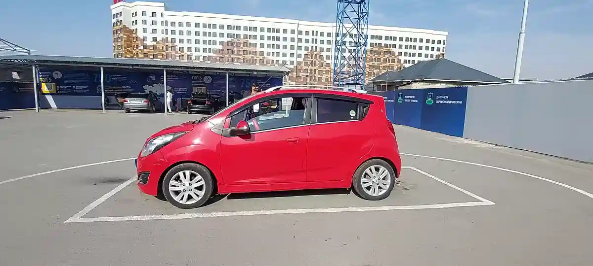 Chevrolet Spark 2014 года за 4 200 000 тг. в Шымкент