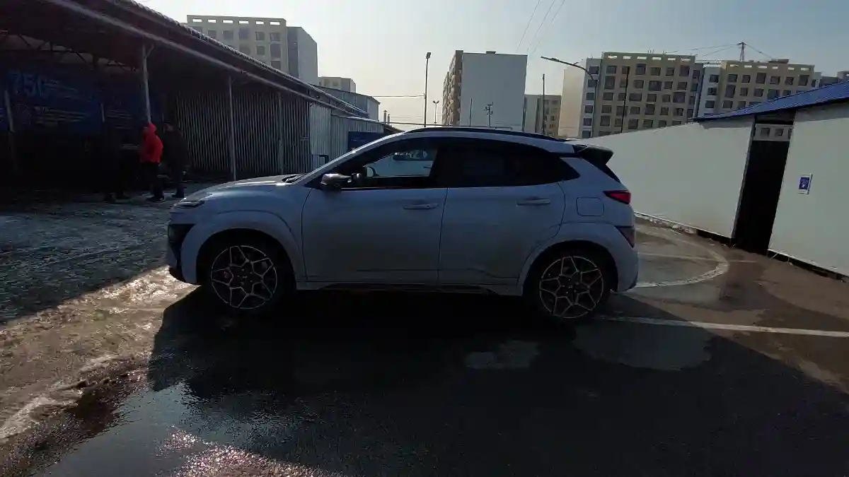 Hyundai Kona 2023 года за 15 000 000 тг. в Алматы