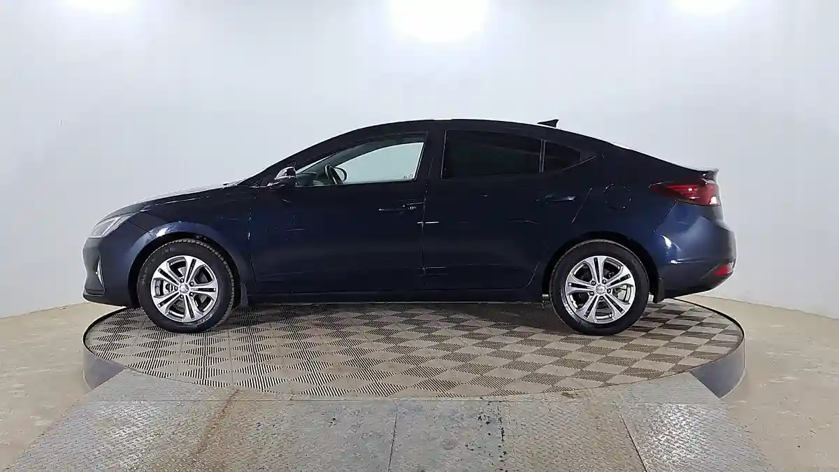 Hyundai Elantra 2019 года за 7 990 000 тг. в Актобе