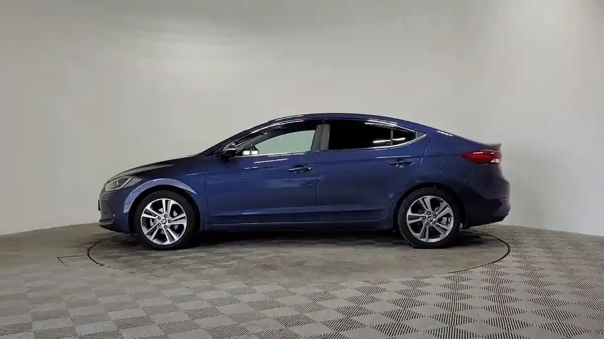 Hyundai Elantra 2018 года за 8 500 000 тг. в Алматы