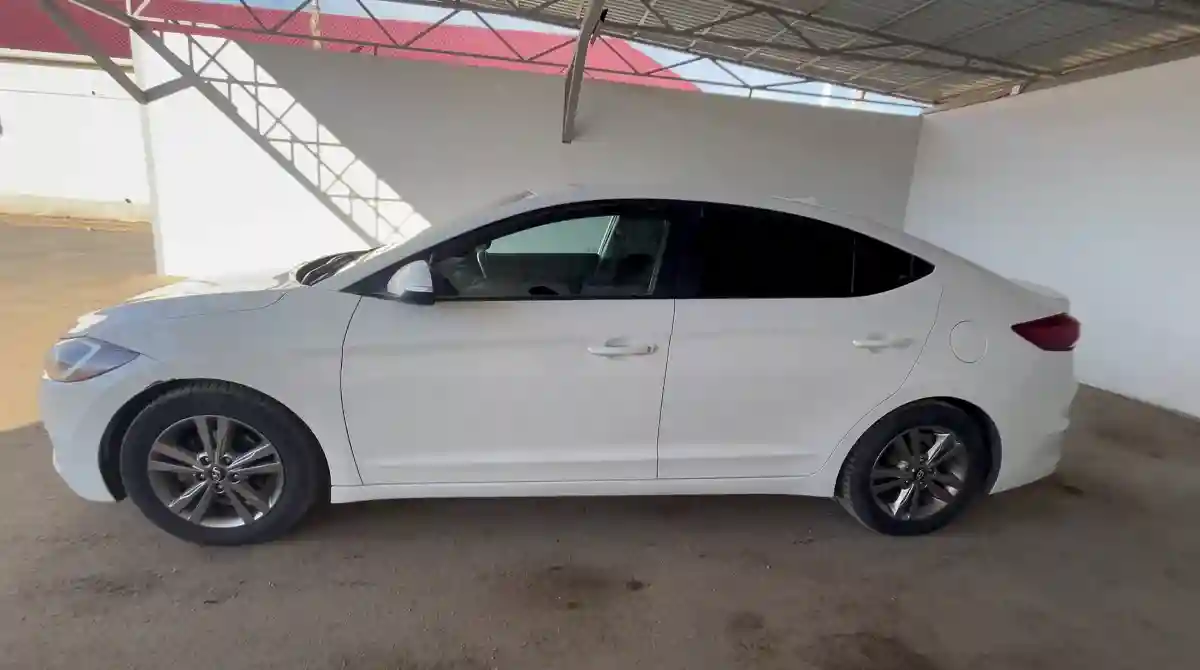 Hyundai Elantra 2018 года за 8 603 000 тг. в Кызылорда