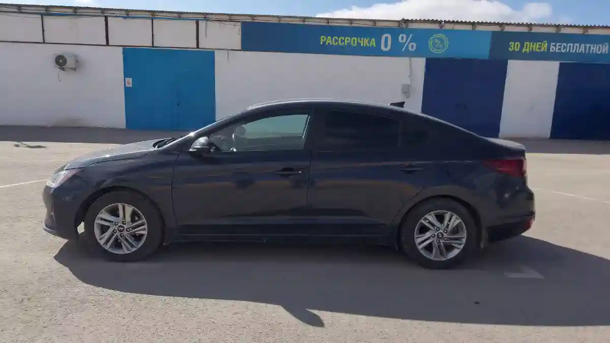 Hyundai Elantra 2019 года за 8 300 000 тг. в Актау