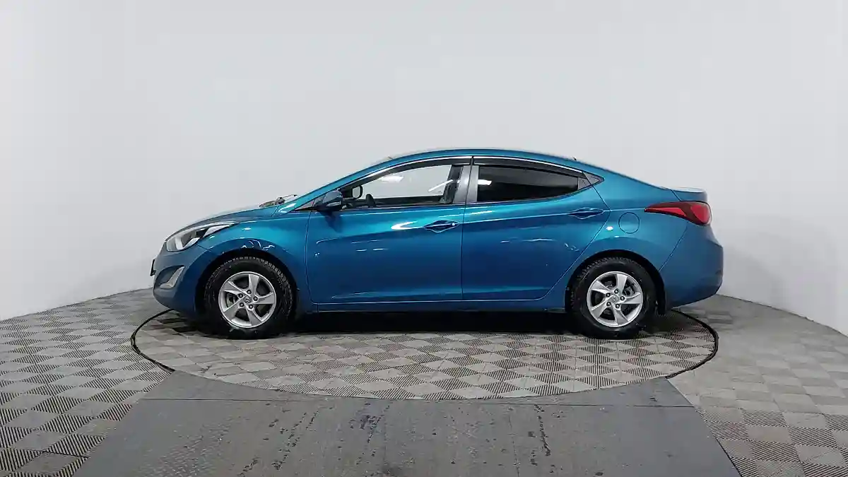 Hyundai Elantra 2013 года за 6 650 000 тг. в Астана