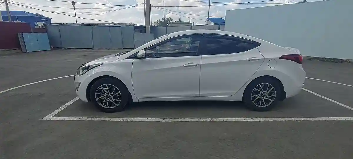 Hyundai Elantra 2014 года за 7 000 000 тг. в Атырау