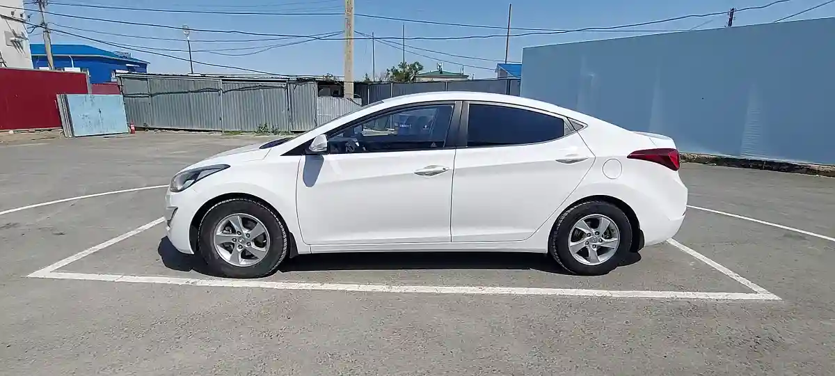 Hyundai Elantra 2015 года за 5 650 000 тг. в Костанай