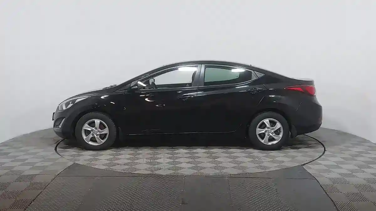 Hyundai Elantra 2015 года за 6 300 000 тг. в Астана