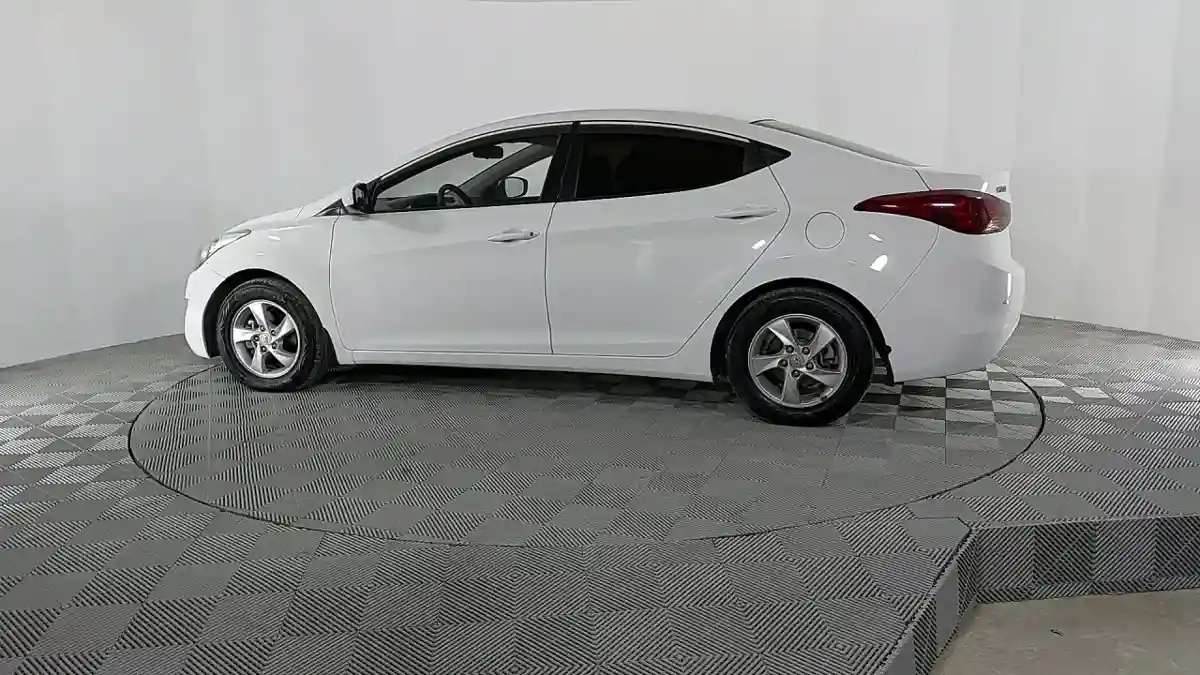 Hyundai Elantra 2013 года за 5 750 000 тг. в Актау