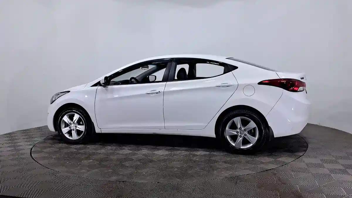 Hyundai Elantra 2013 года за 5 990 000 тг. в Астана