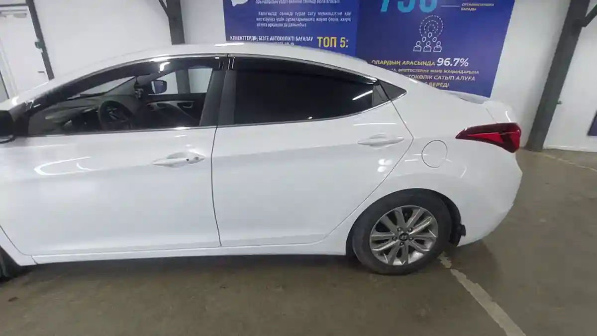 Hyundai Elantra 2014 года за 5 500 000 тг. в Астана