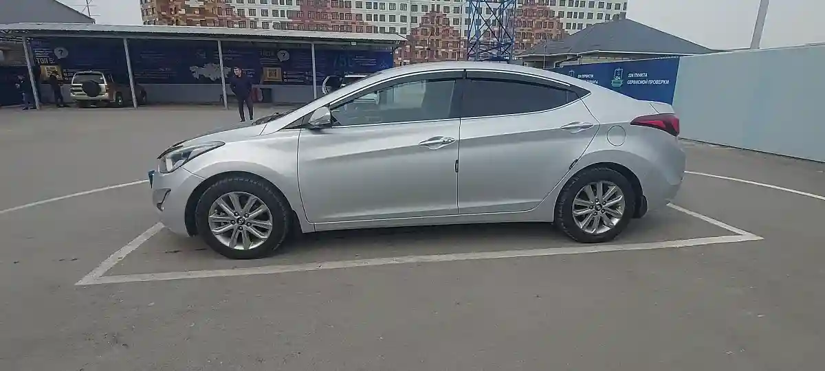 Hyundai Elantra 2015 года за 7 000 000 тг. в Шымкент