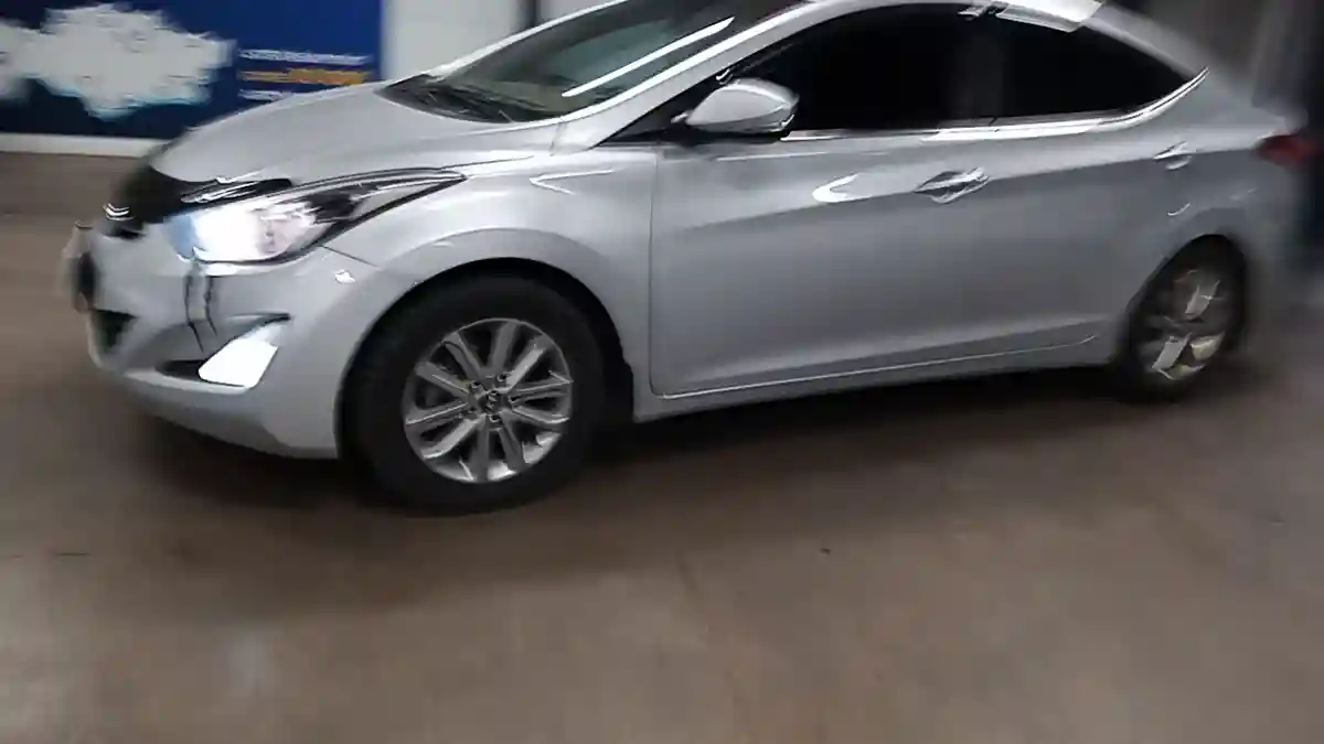 Hyundai Elantra 2015 года за 7 000 000 тг. в Астана