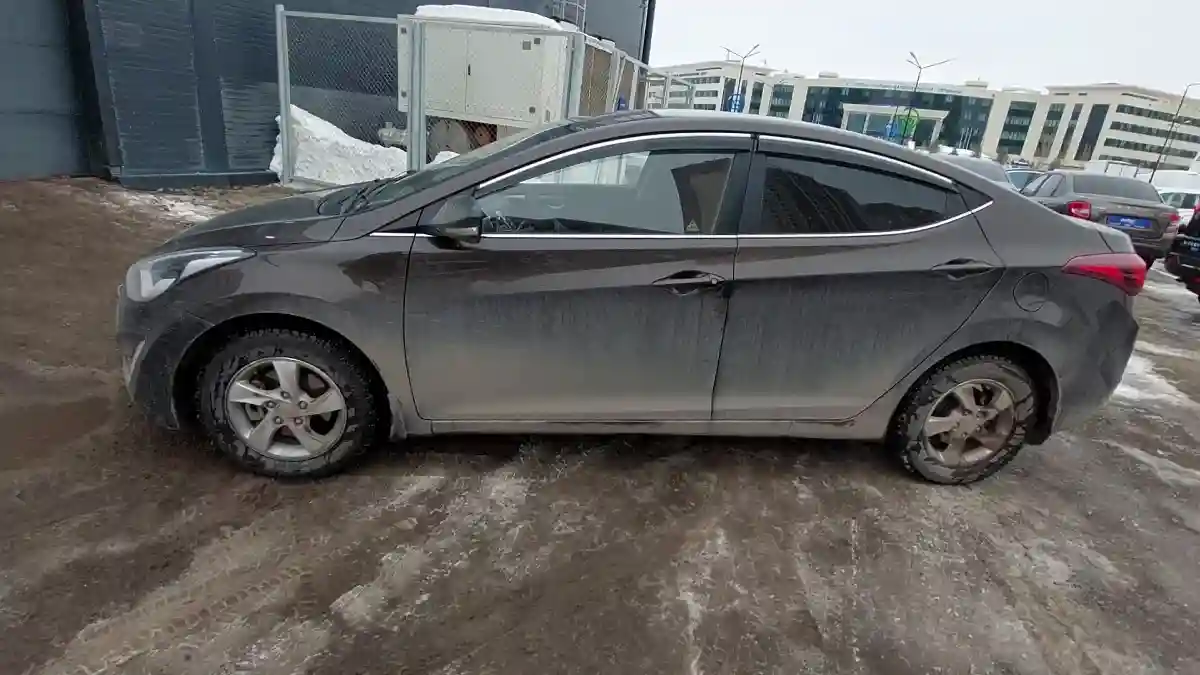Hyundai Elantra 2015 года за 6 890 000 тг. в Астана