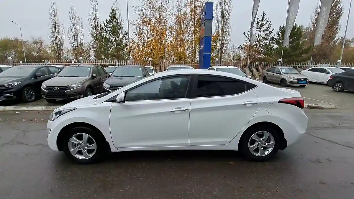 Hyundai Elantra 2015 года за 6 410 000 тг. в Костанай