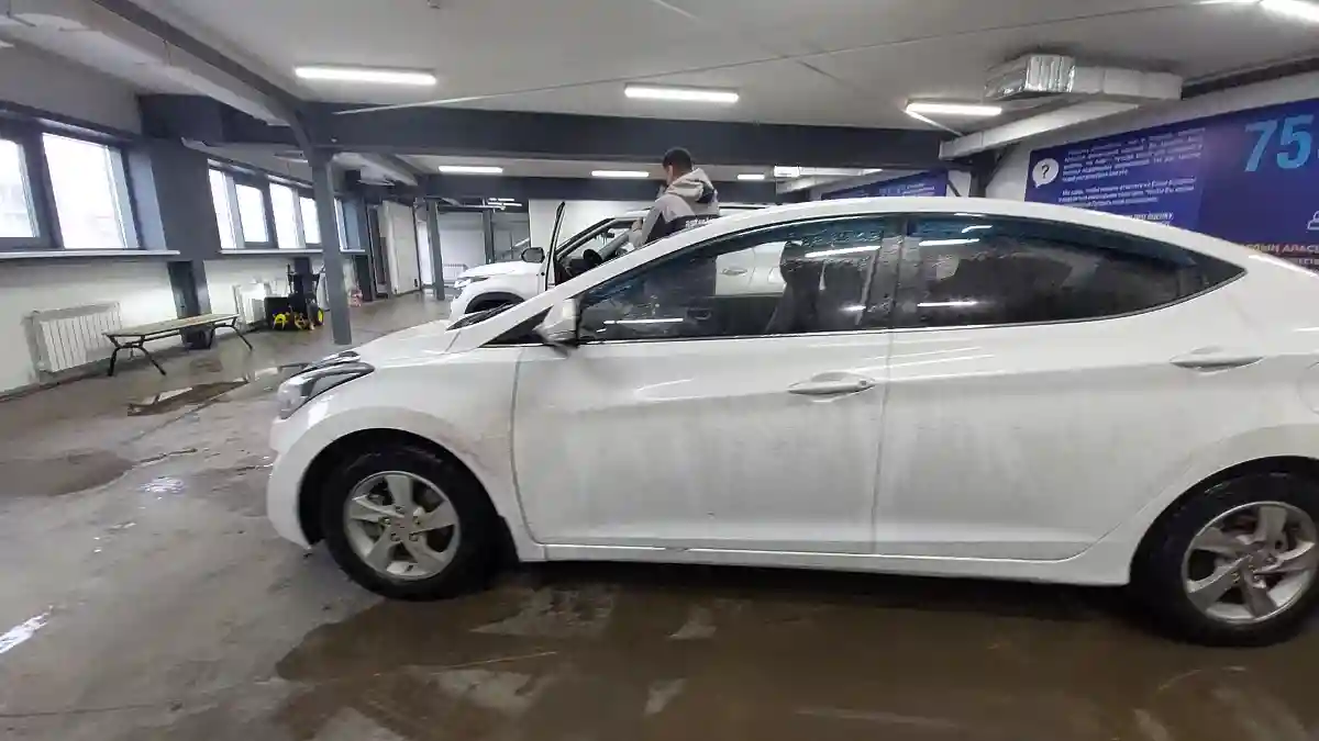 Hyundai Elantra 2016 года за 6 200 000 тг. в Астана