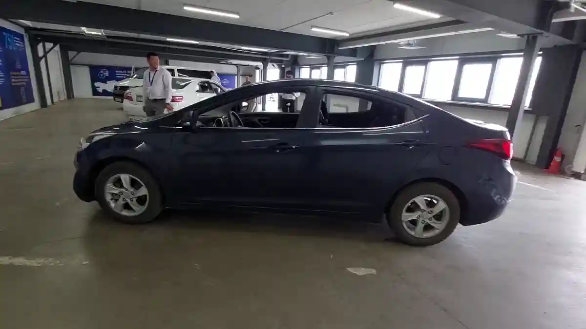 Hyundai Elantra 2016 года за 5 000 000 тг. в Астана