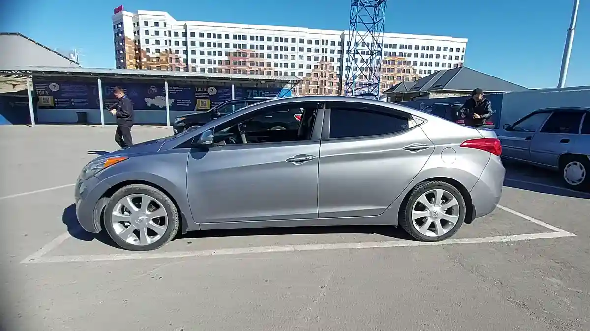 Hyundai Elantra 2013 года за 7 500 000 тг. в Шымкент