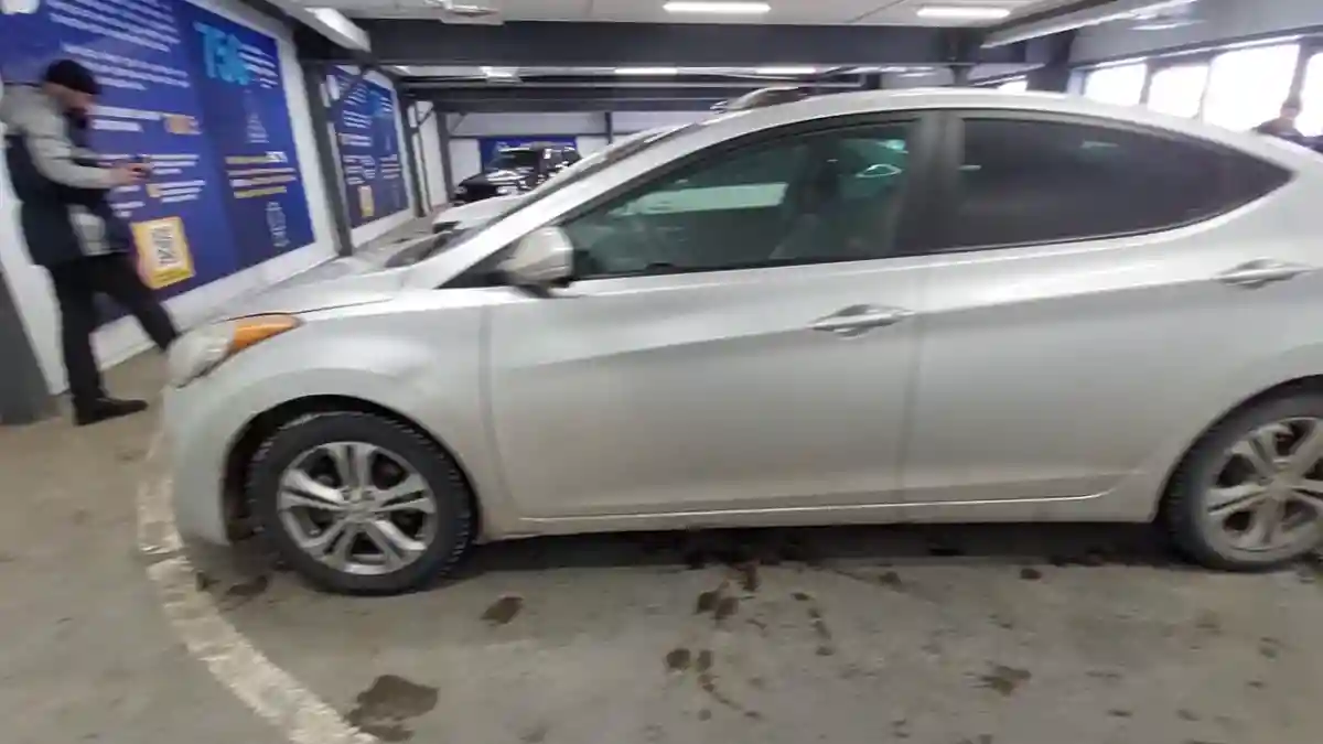 Hyundai Elantra 2012 года за 5 100 000 тг. в Астана