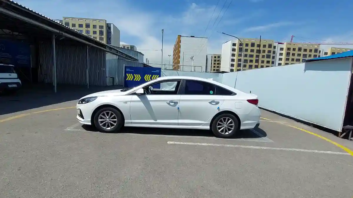 Hyundai Sonata 2017 года за 8 600 000 тг. в Алматы