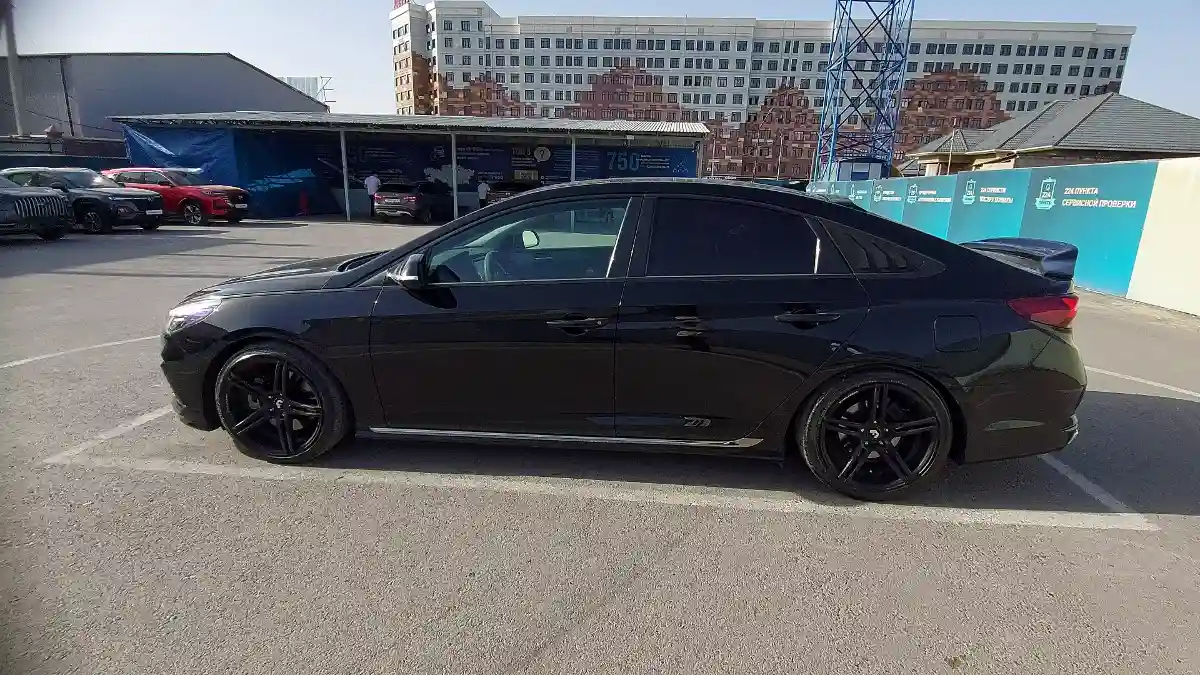 Hyundai Sonata 2017 года за 11 000 000 тг. в Шымкент