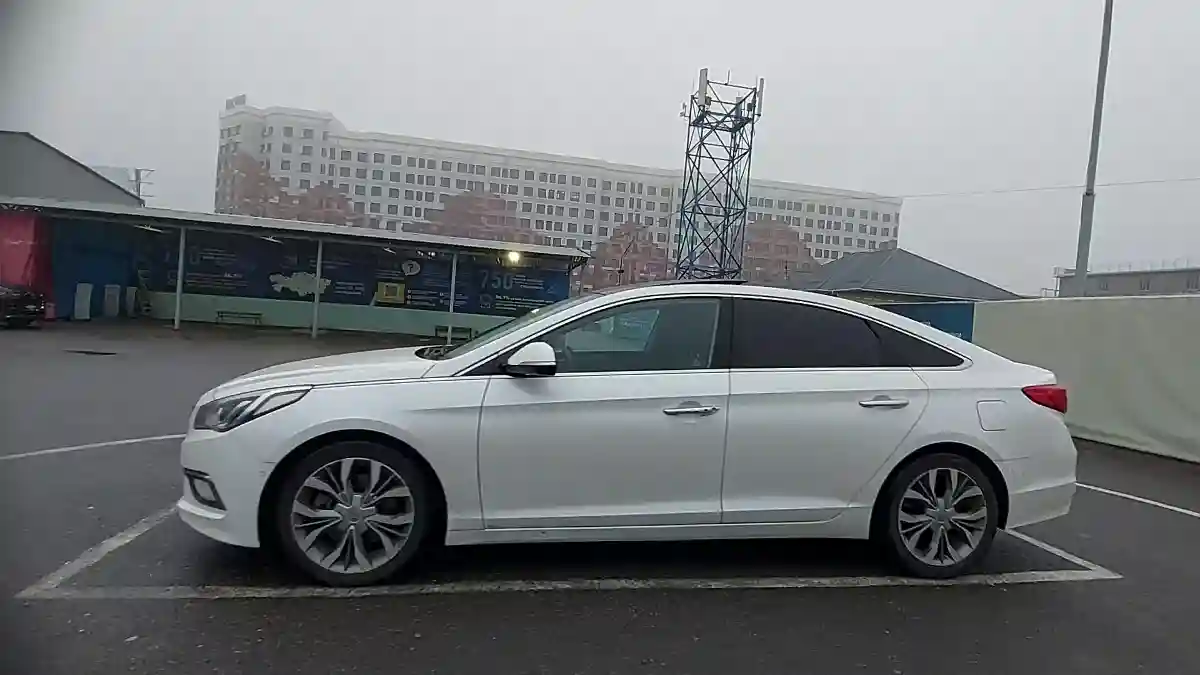 Hyundai Sonata 2015 года за 9 000 000 тг. в Шымкент