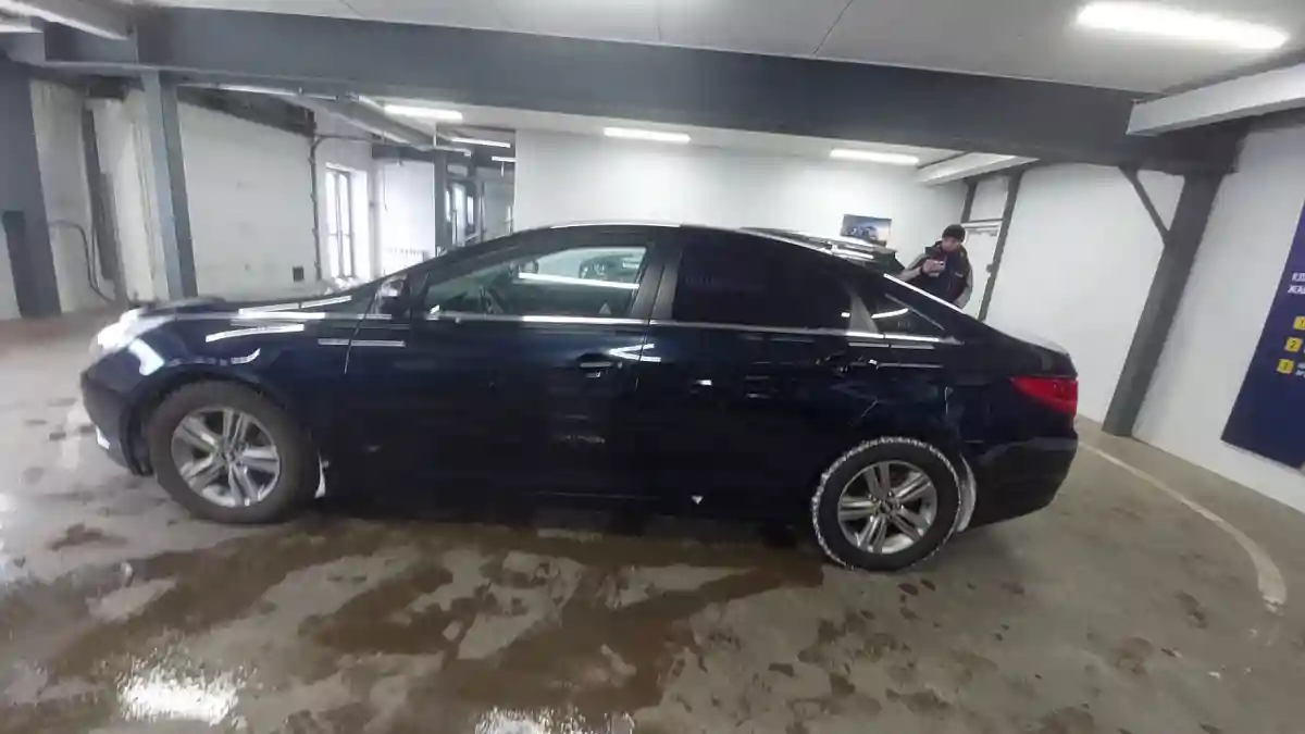 Hyundai Sonata 2013 года за 6 500 000 тг. в Астана
