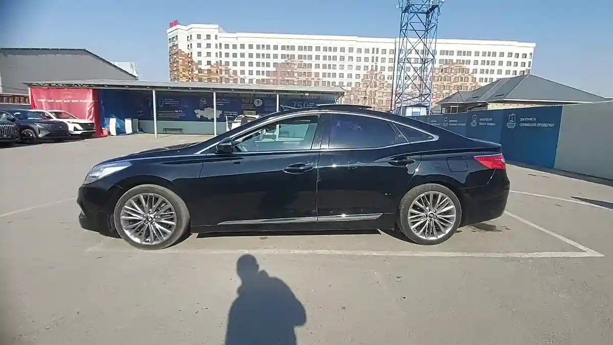 Hyundai Grandeur 2013 года за 8 500 000 тг. в Шымкент