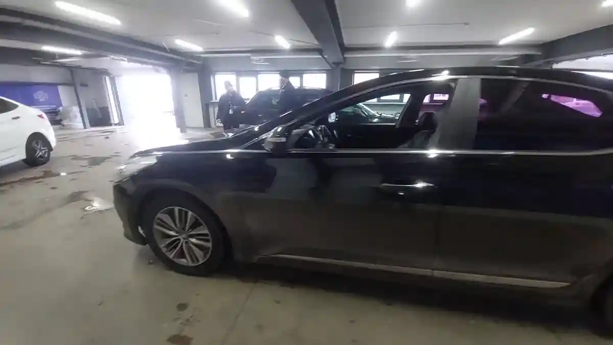 Hyundai Grandeur 2015 года за 8 300 000 тг. в Астана