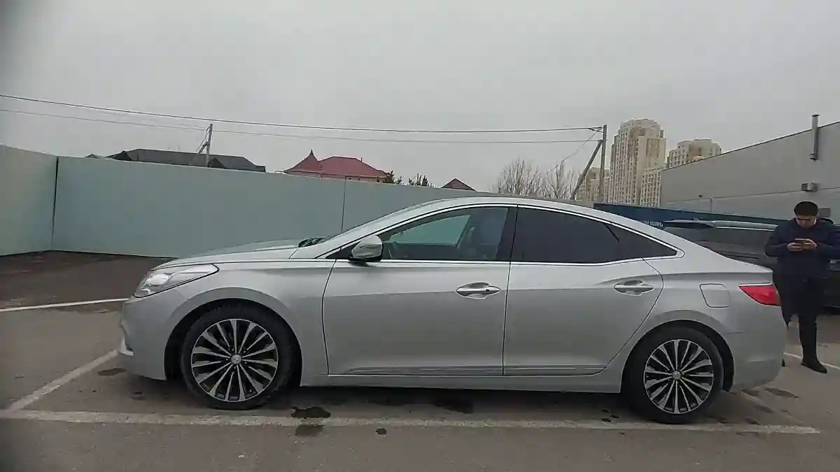 Hyundai Grandeur 2013 года за 9 490 000 тг. в Шымкент