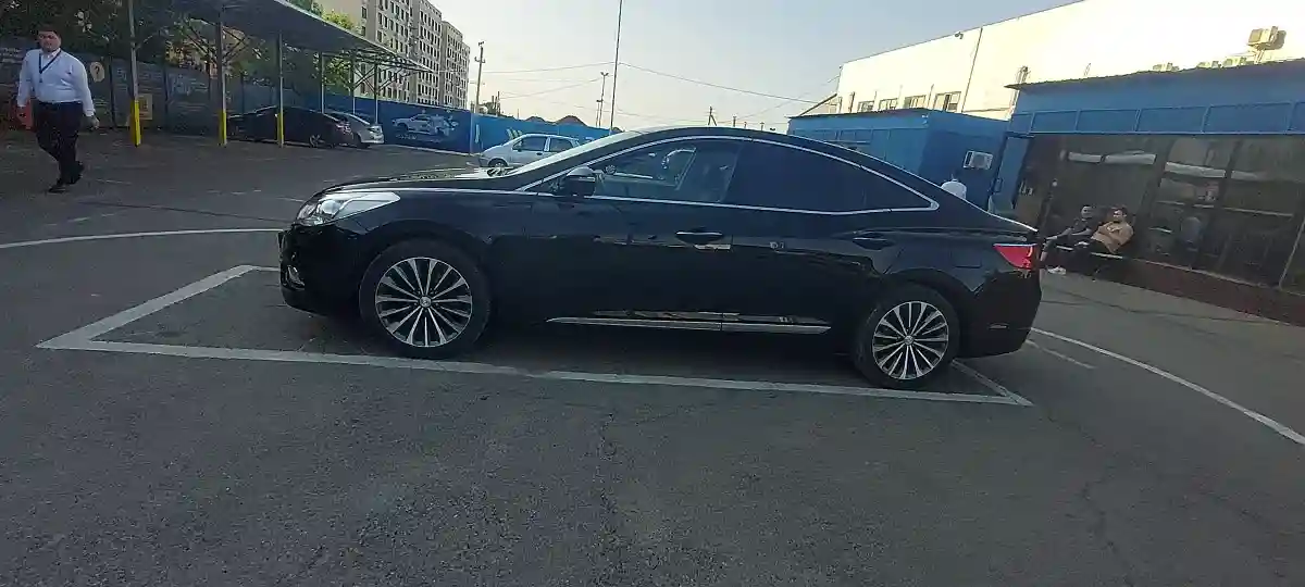 Hyundai Grandeur 2013 года за 8 600 000 тг. в Алматы