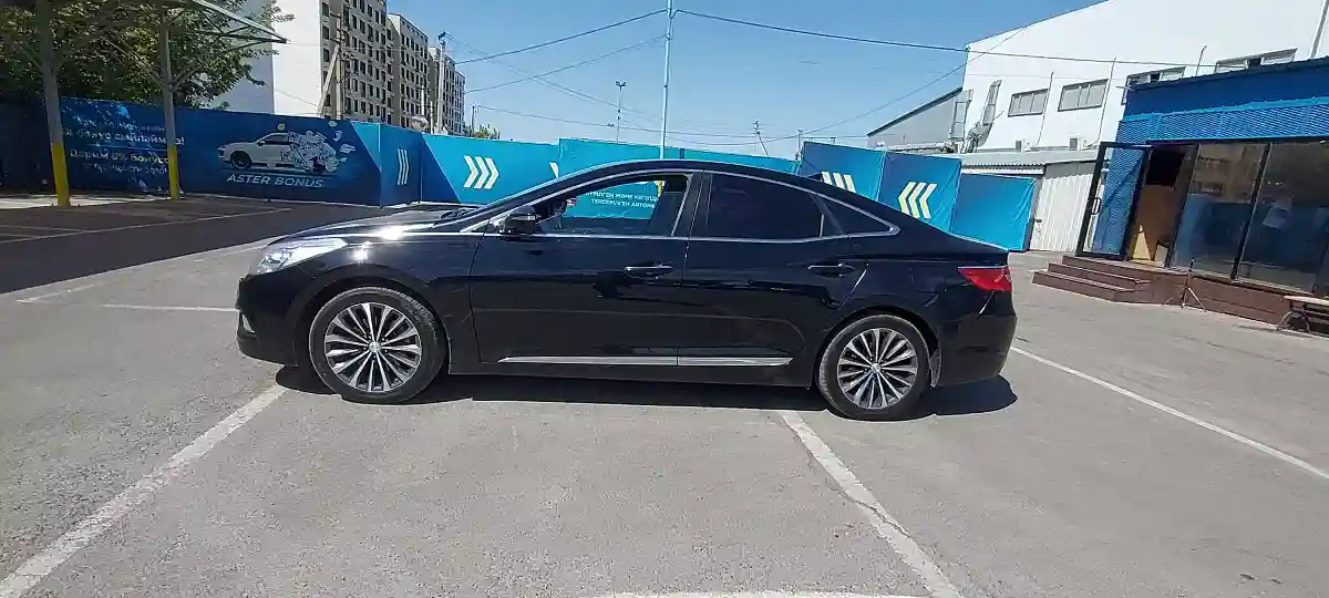 Hyundai Grandeur 2014 года за 10 000 000 тг. в Алматы