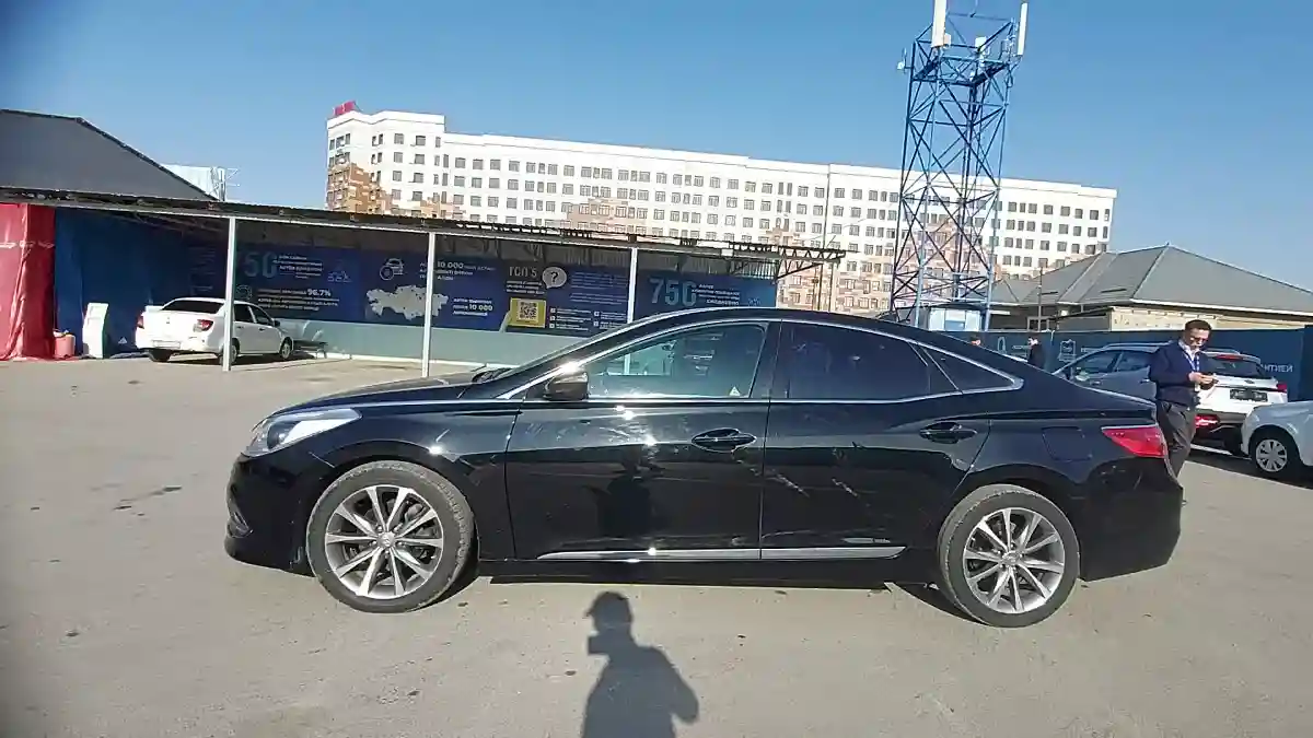 Hyundai Grandeur 2015 года за 9 500 000 тг. в Шымкент