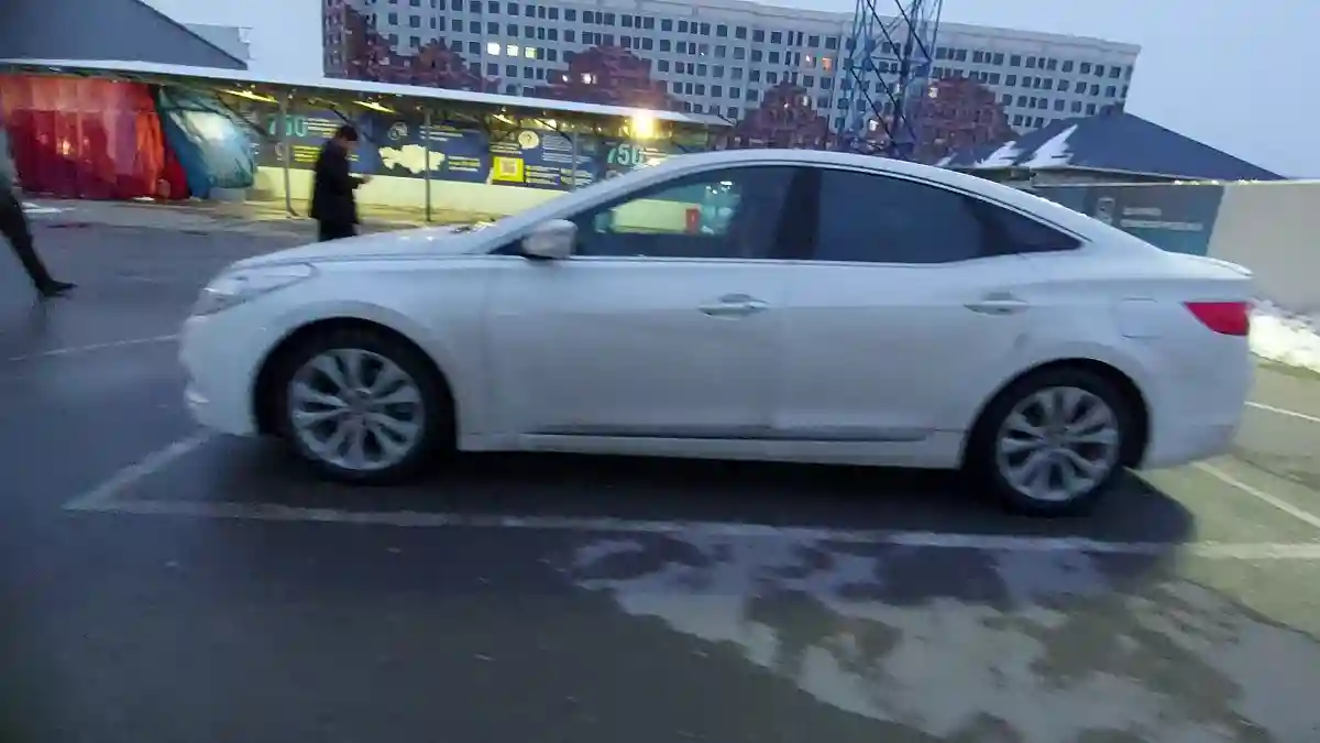 Hyundai Grandeur 2011 года за 8 500 000 тг. в Шымкент