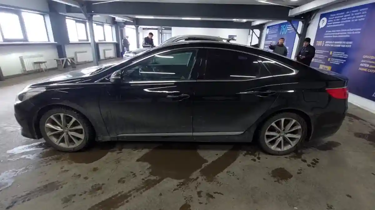 Hyundai Grandeur 2014 года за 9 400 000 тг. в Астана